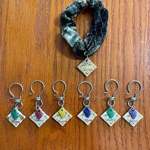 Wine Stones Charm & Drip Catcher Set